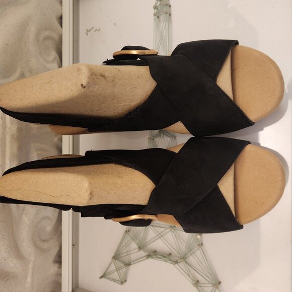 Clarks "Giselle Dove" Black Nubuck Wedge Sandals. Leather. NIB. Size 7.5 - Picture 4 of 9